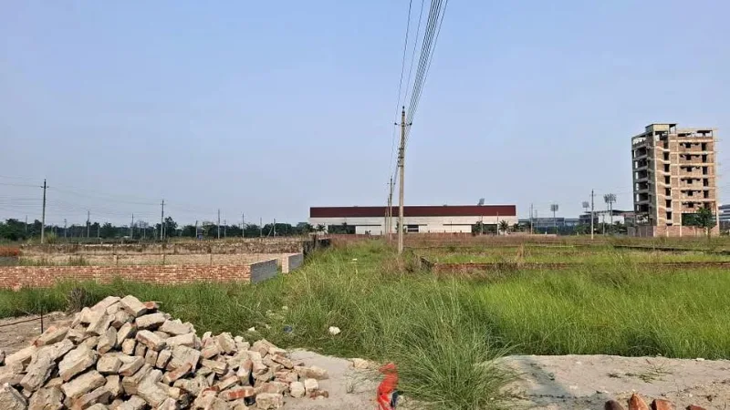 N block✅ 5 katha✅ South face✅ plot sell Closed 300 feet